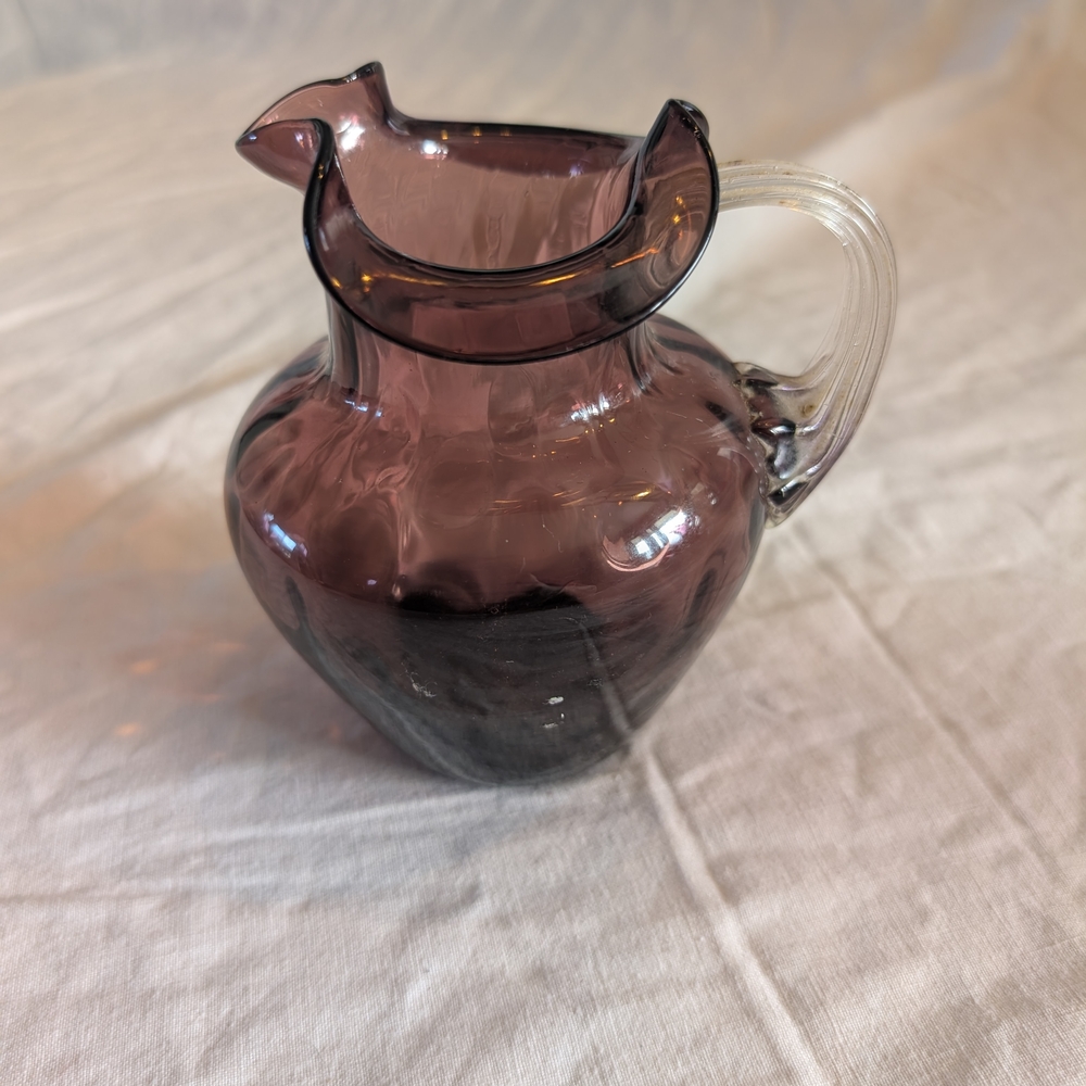 2/30$ Elegant Purple Small Glass creamer